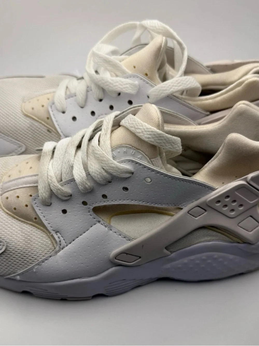 Nike Kids White and Tan Lace-Up Sneakers 6.5